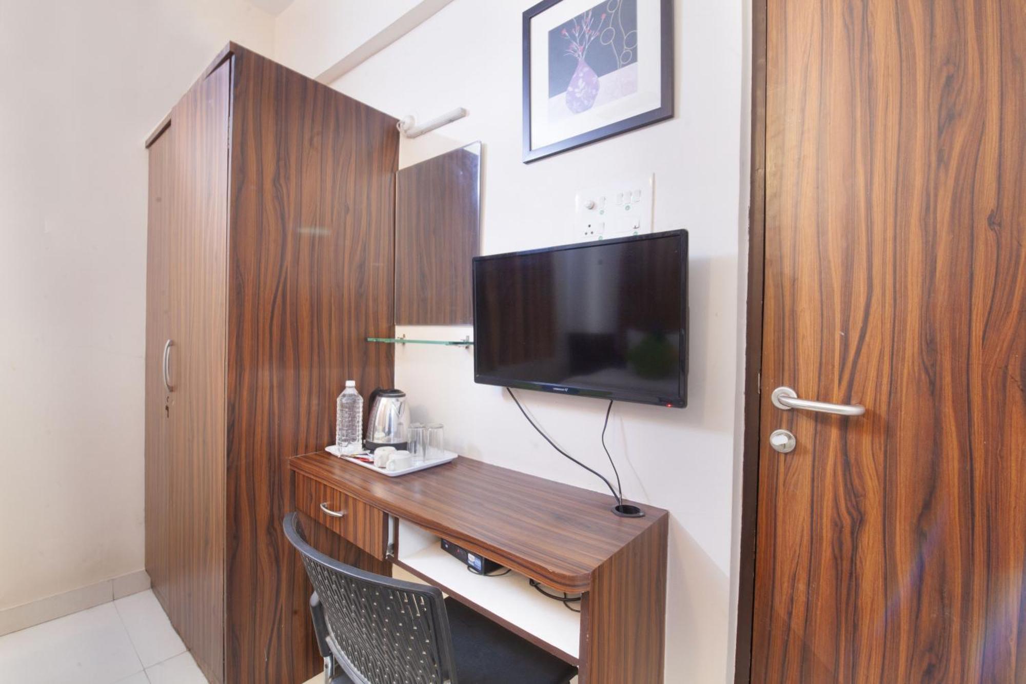 Treebo Park View Hadapsar Hotel Pune Exterior photo