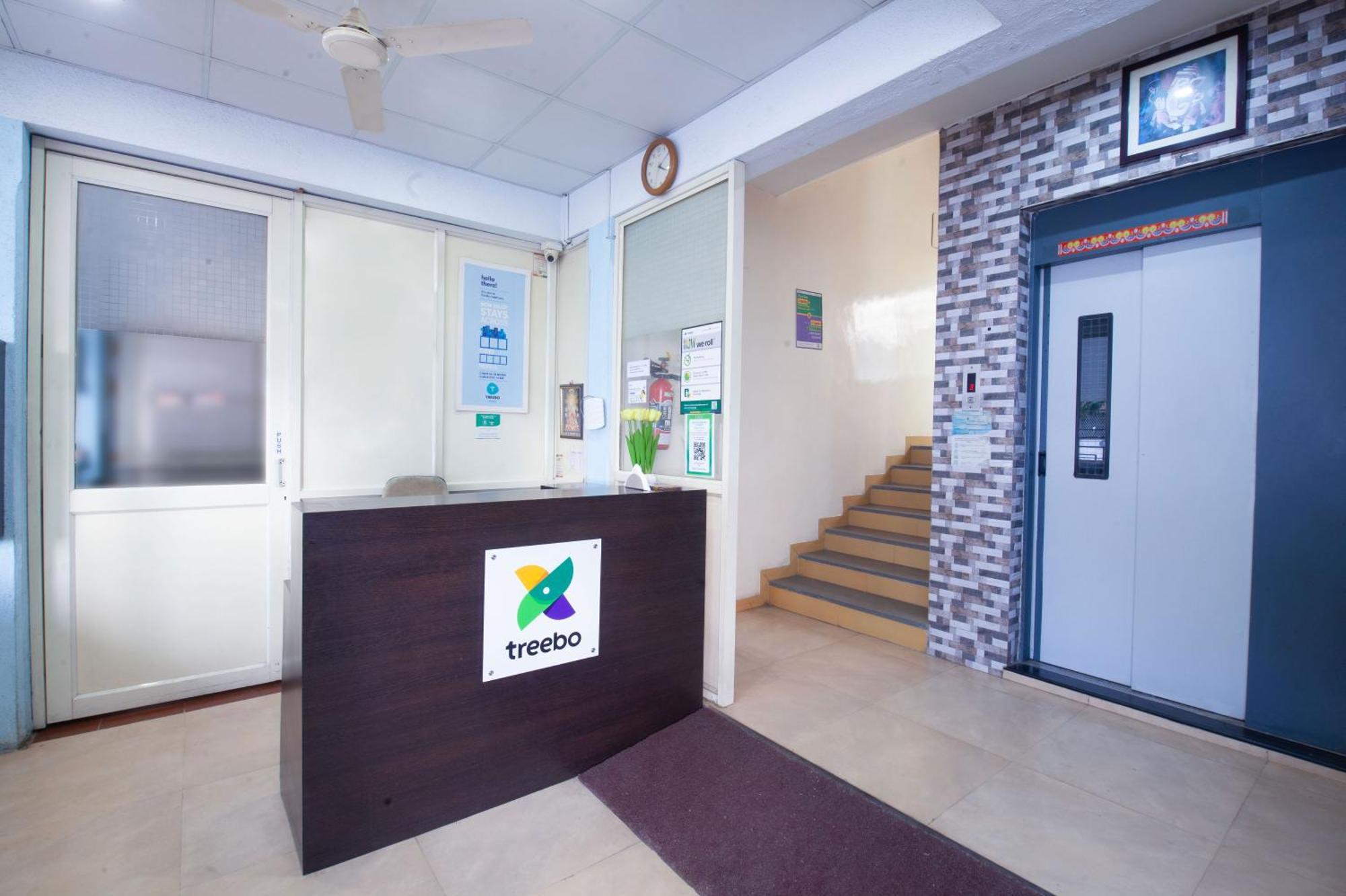 Treebo Park View Hadapsar Hotel Pune Exterior photo